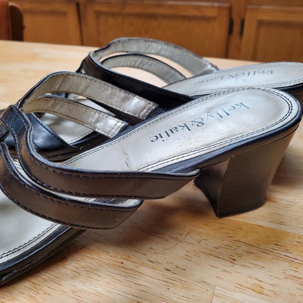 Sweet slip-ons - Picture 2 of 3